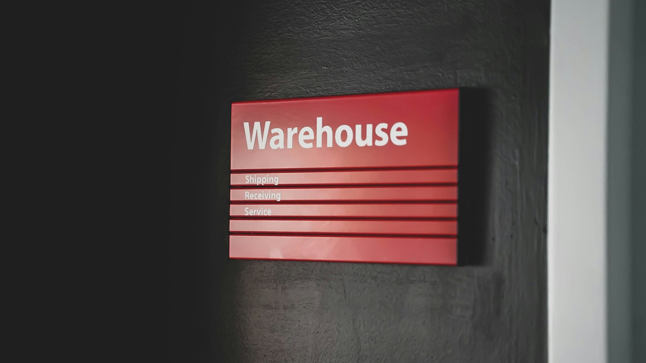Amazon Warehouse Dress Code: Everything You Need to Know