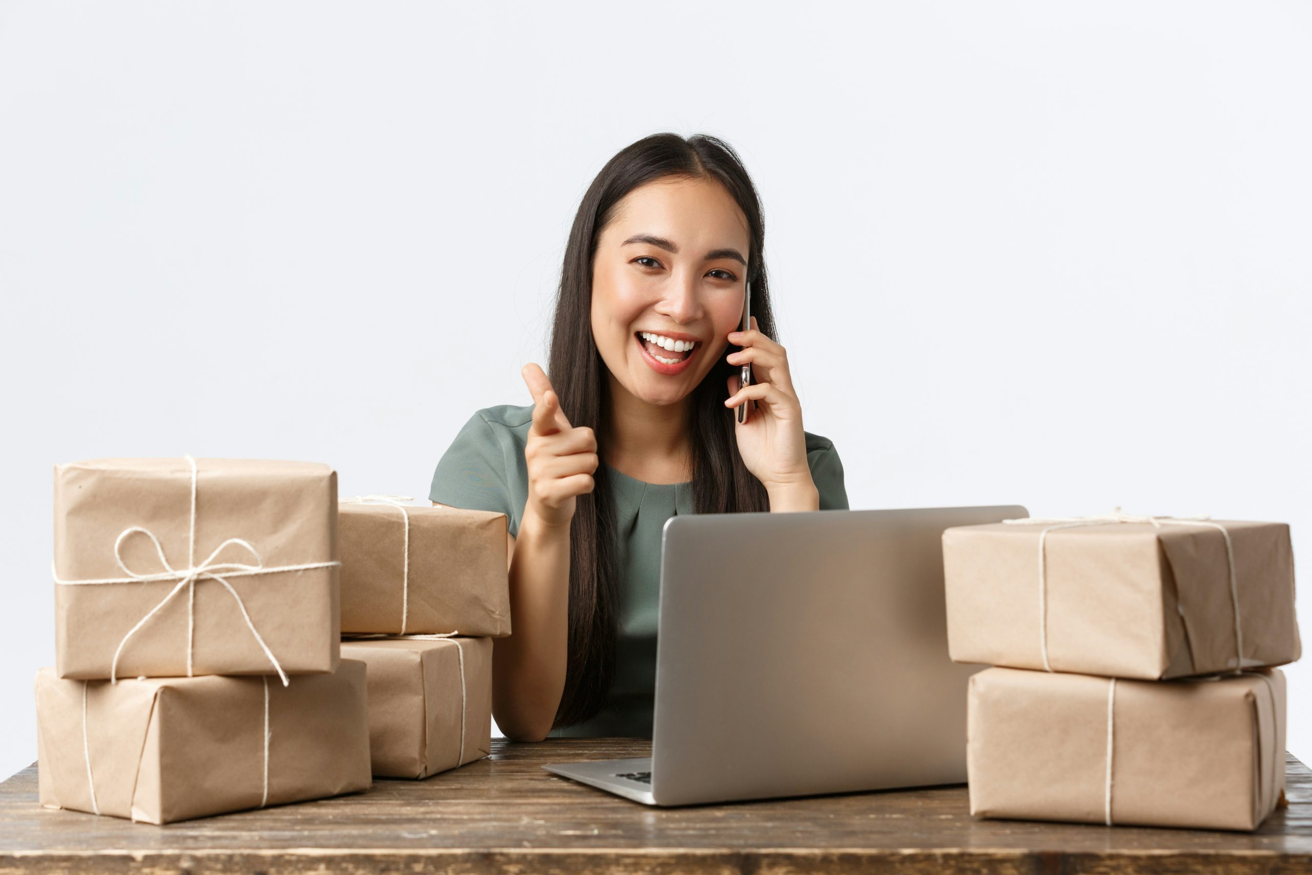 Pasos esenciales para crear una estrategia eficaz de gestión de inventario en Amazon