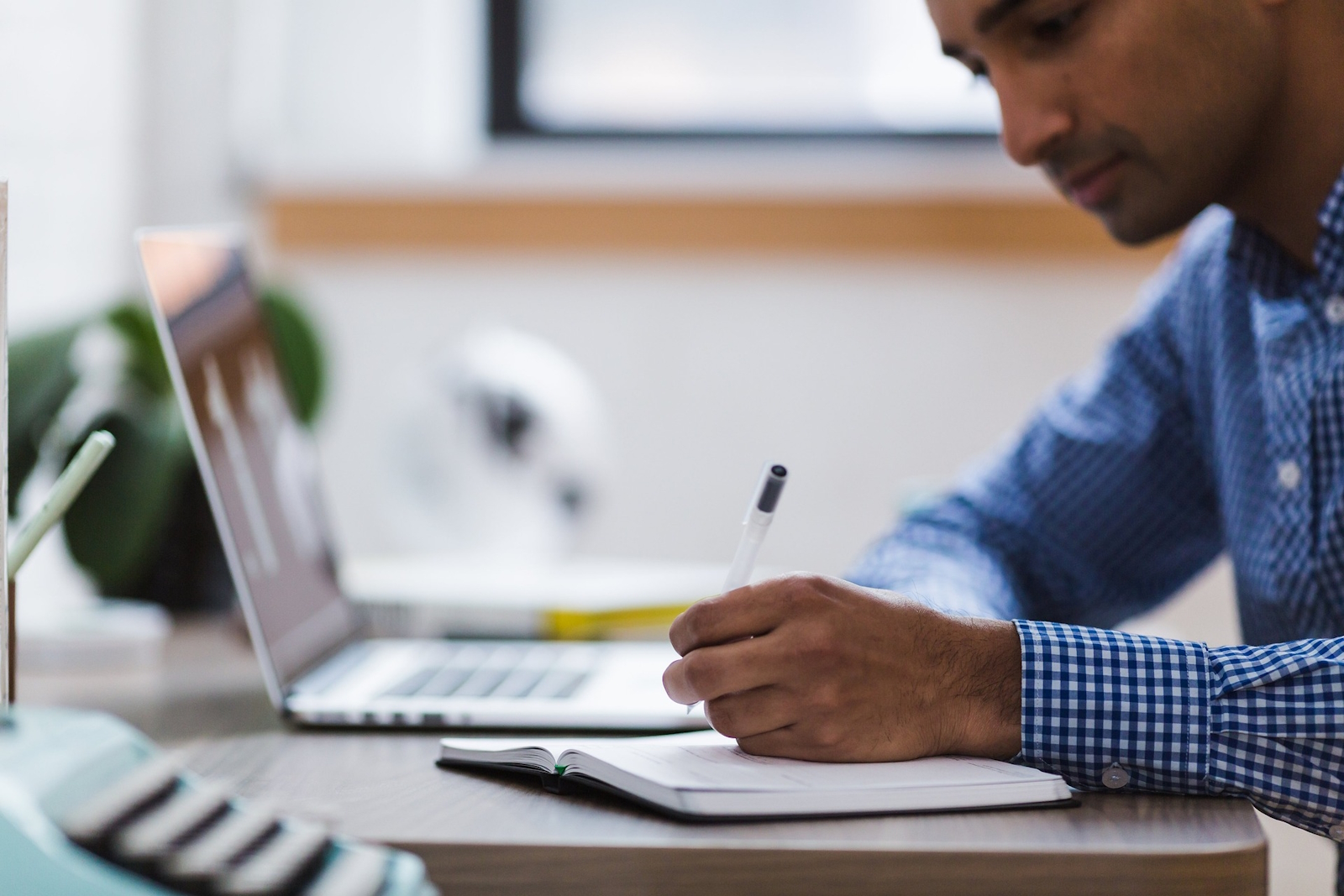 WisePPC vs ManageByStats vs Helium 10: Which Tool Fits Your Business?