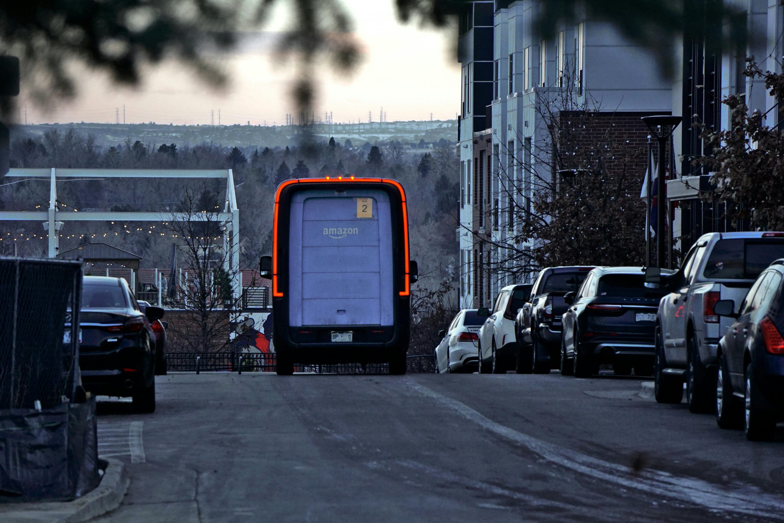Amazon Logistics: What’s Really Going On Behind the Scenes?