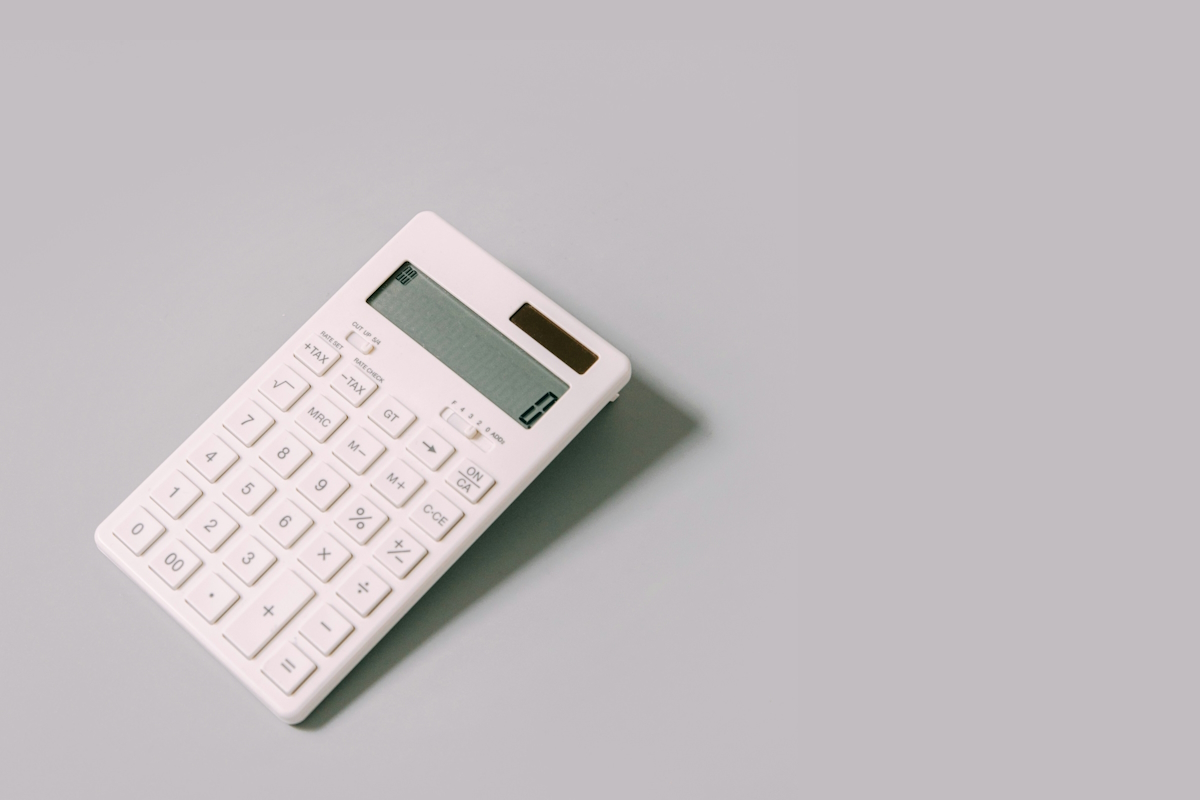 How to Use the Amazon FBA Calculator Like Someone Who Actually Sells Profitably